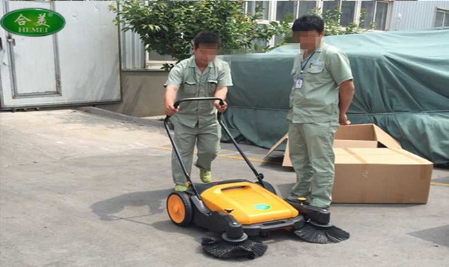 安徽合肥物流中心采购合美手推式扫地机